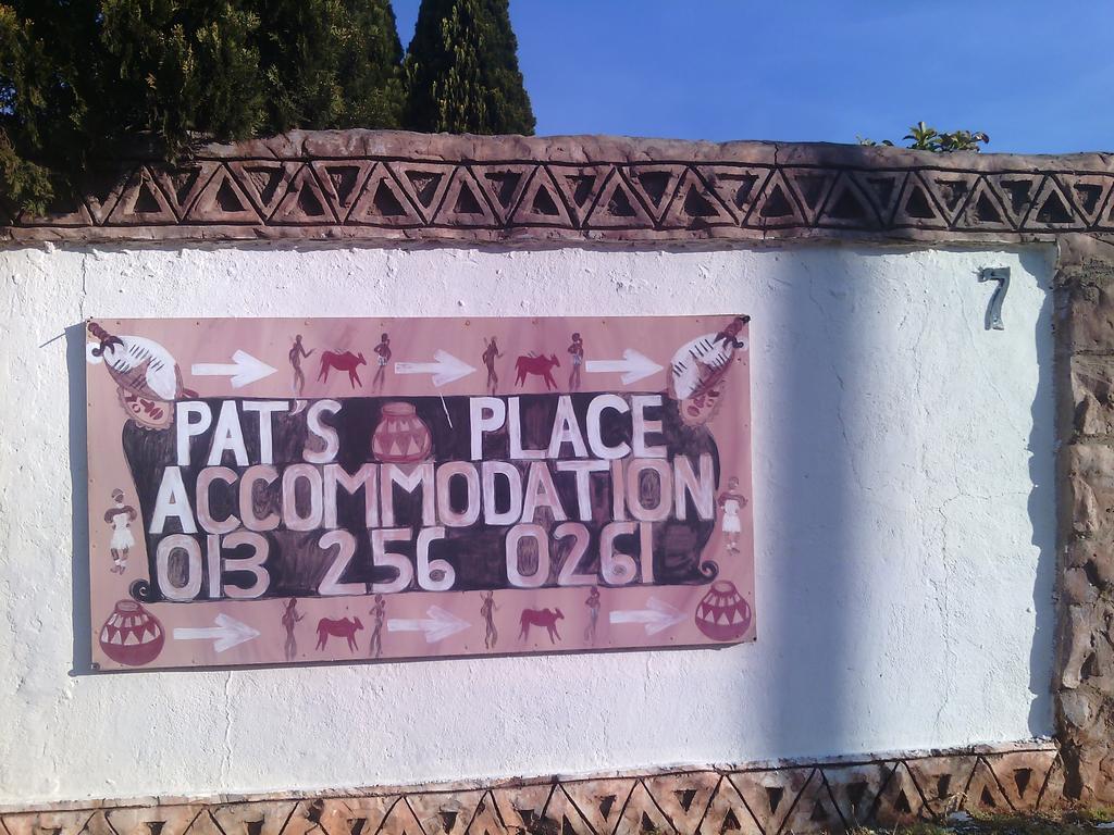 Pat'S Place Machadodorp Exterior foto