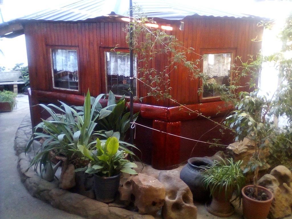Pat'S Place Machadodorp Exterior foto