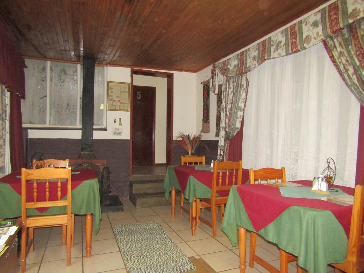 Pat'S Place Machadodorp Exterior foto